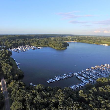 Houseboats Mookerplas Met Dakterras Middelaar Екстериор снимка